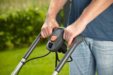 Load image into Gallery viewer, Electric Lawnmower PowerMax™ 1200/32 ready-to-use Set