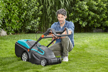 Load image into Gallery viewer, Electric Lawnmower PowerMax™ 1800/42 ready-to-use Set