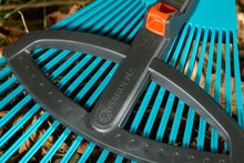 Load image into Gallery viewer, Combisystem Plastic Adjustable Rake