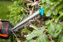 Load image into Gallery viewer, Electric Hedge Trimmer PowerCut 700/65 ready-to-use Set