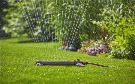 Oscillating Sprinkler AquaZoom L