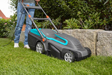 Load image into Gallery viewer, Electric Lawnmower PowerMax™ 1600/37 ready-to-use Set
