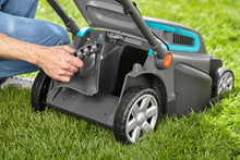 Load image into Gallery viewer, Electric Lawnmower PowerMax™ 1800/42 ready-to-use Set
